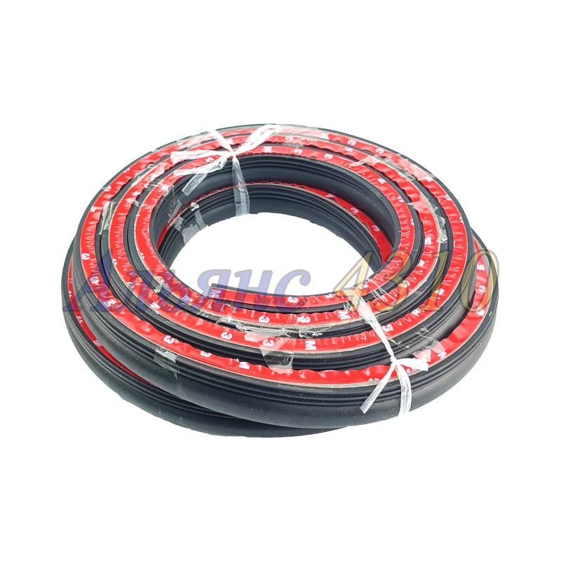 Уплотнитель двери Евро (губка) с клеевой лентой - кооп